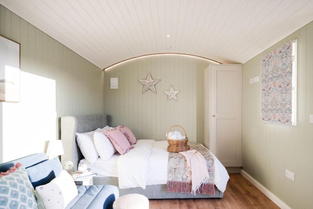 Barfield Shepherds Hut Magherafelt Exterior foto