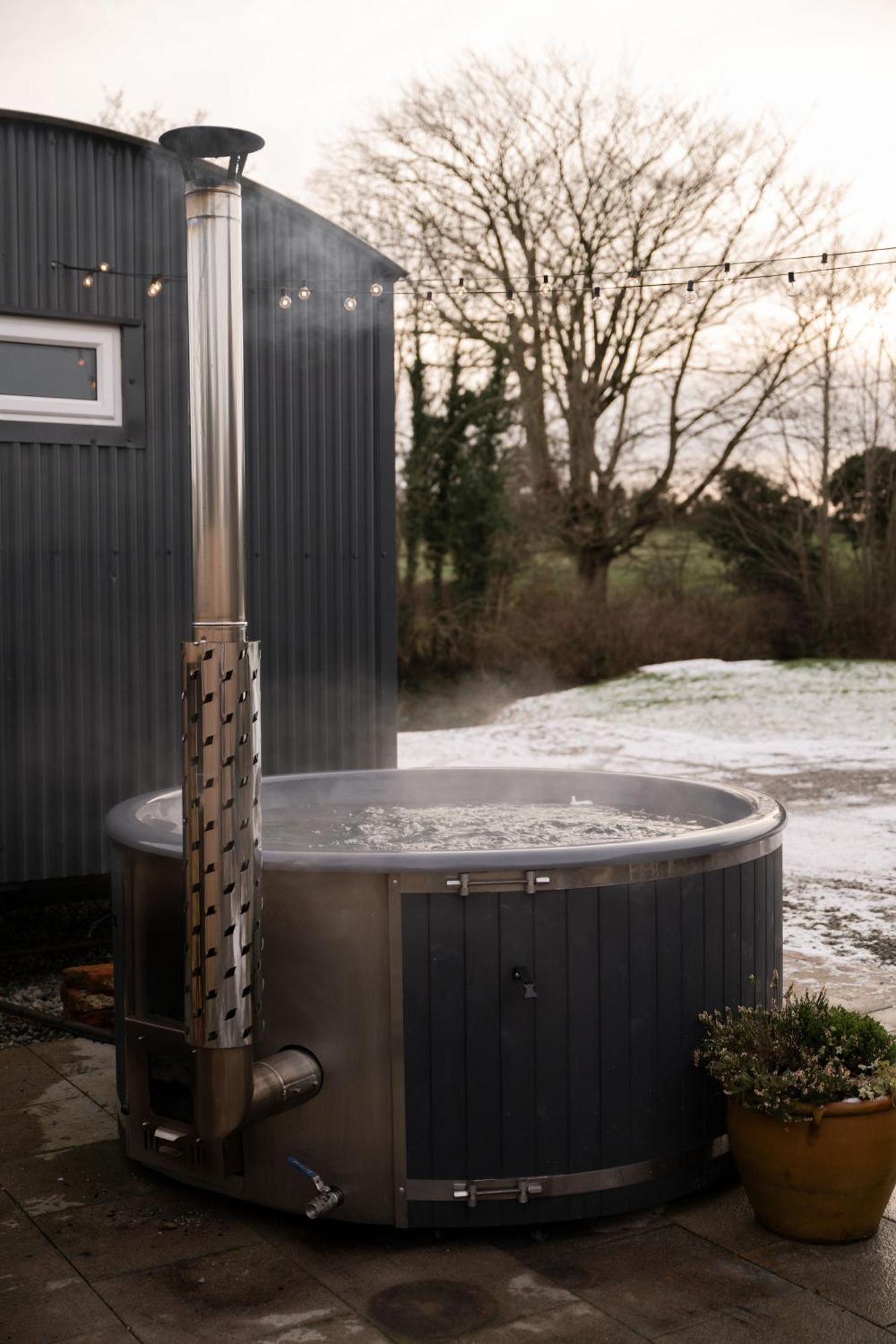 Barfield Shepherds Hut Magherafelt Exterior foto